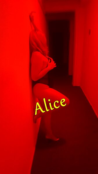 Alice, voluptoasa, pasionala, te astept la relaxare.